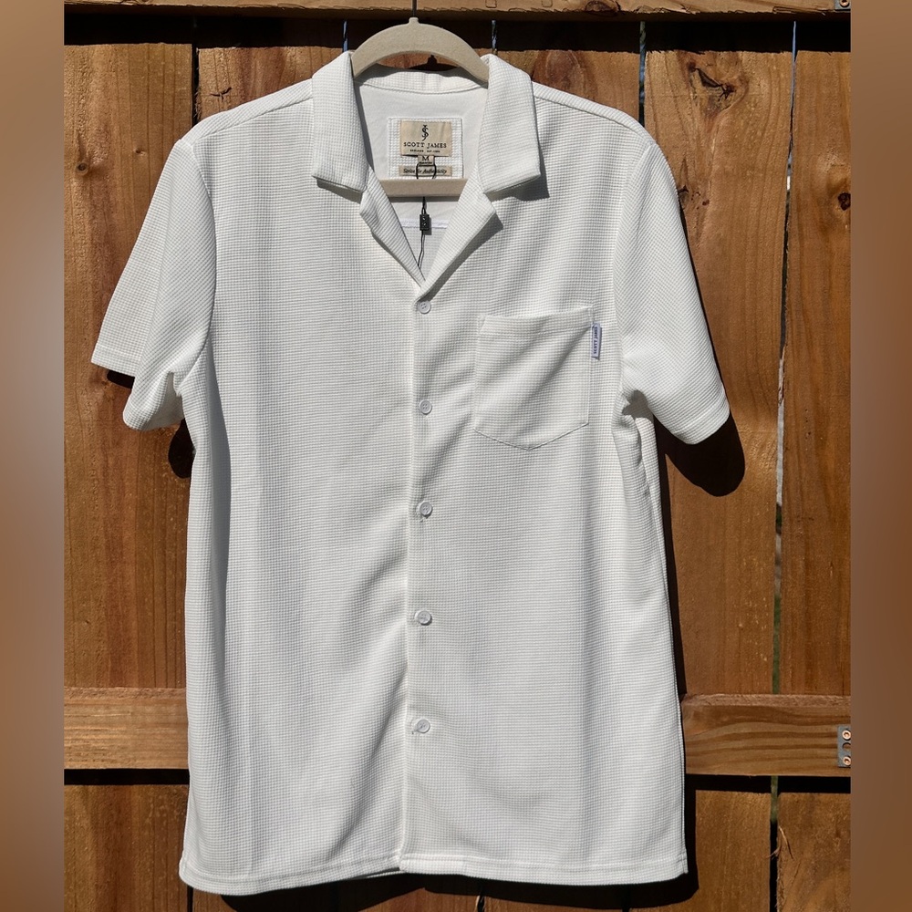 Stylish White Men's Casual Button Down Shirt